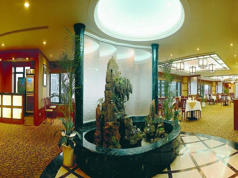 Furama Hotel Dalian Esterno foto